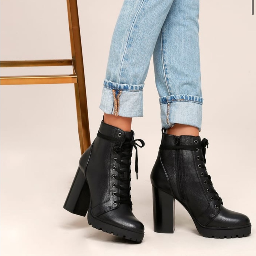 Steve Madden Laurie Black Leather Lace-Up Platform Booties